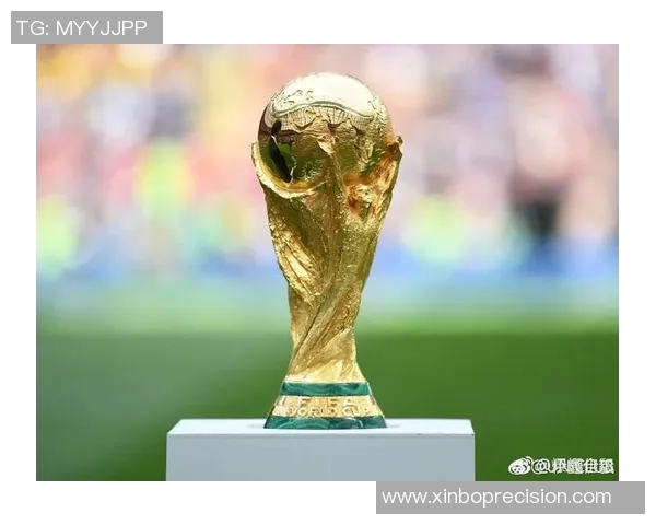 路易斯前锋：从绿茵场到传奇之路，探索他的足球人生与辉煌成就